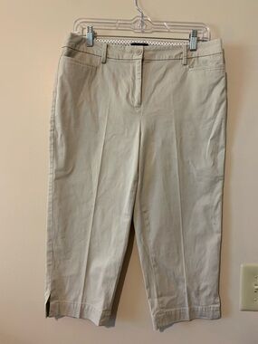 Talbots Beige Cropped Capris